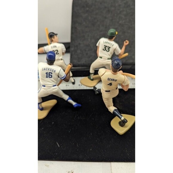 Starting Lineup Figurines (Set of 7) Adjustable MLB, NBA, NFL - Picture 5 of 11